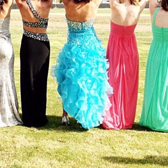 Prom Form High Low Dress - Picture 5 of 5