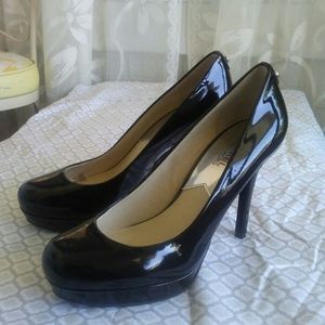 Michael Kors Black Pumps