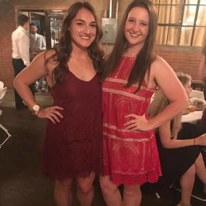 Meet your Posher, Abigail