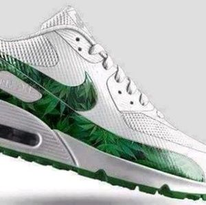 Meet your Posher, Tony