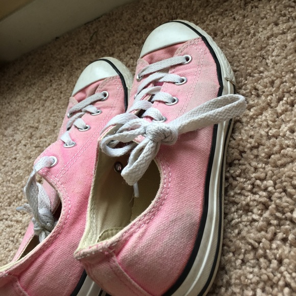 Kids Pink Converse - Picture 2 of 2