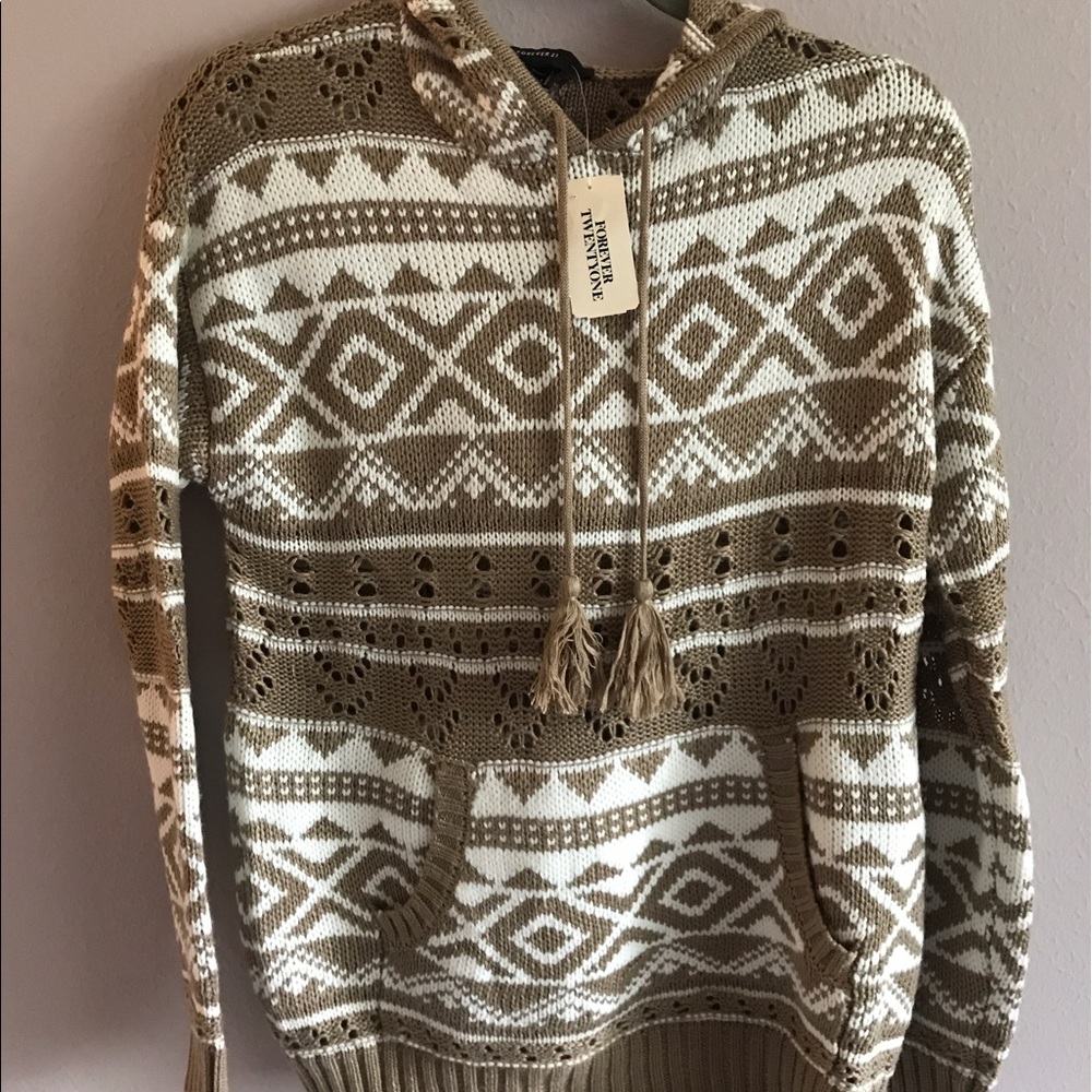 Forever 21 hooded crocheted sweater NWT