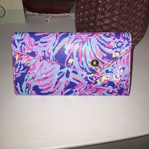 Lilly Pulitzer Sunglass Holder!