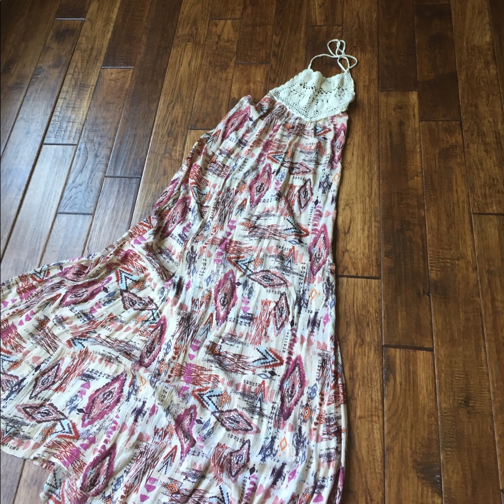 Boho style Billabong crochet halter dress