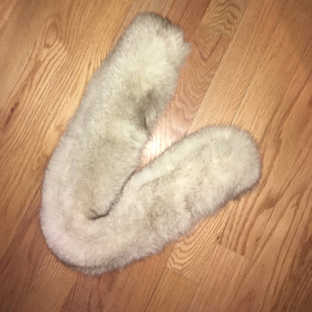 Beautiful fur scarf - Picture 2 of 4
