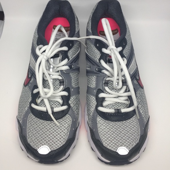 NWT Nike Air Athletic shoes - Picture 1 of 7