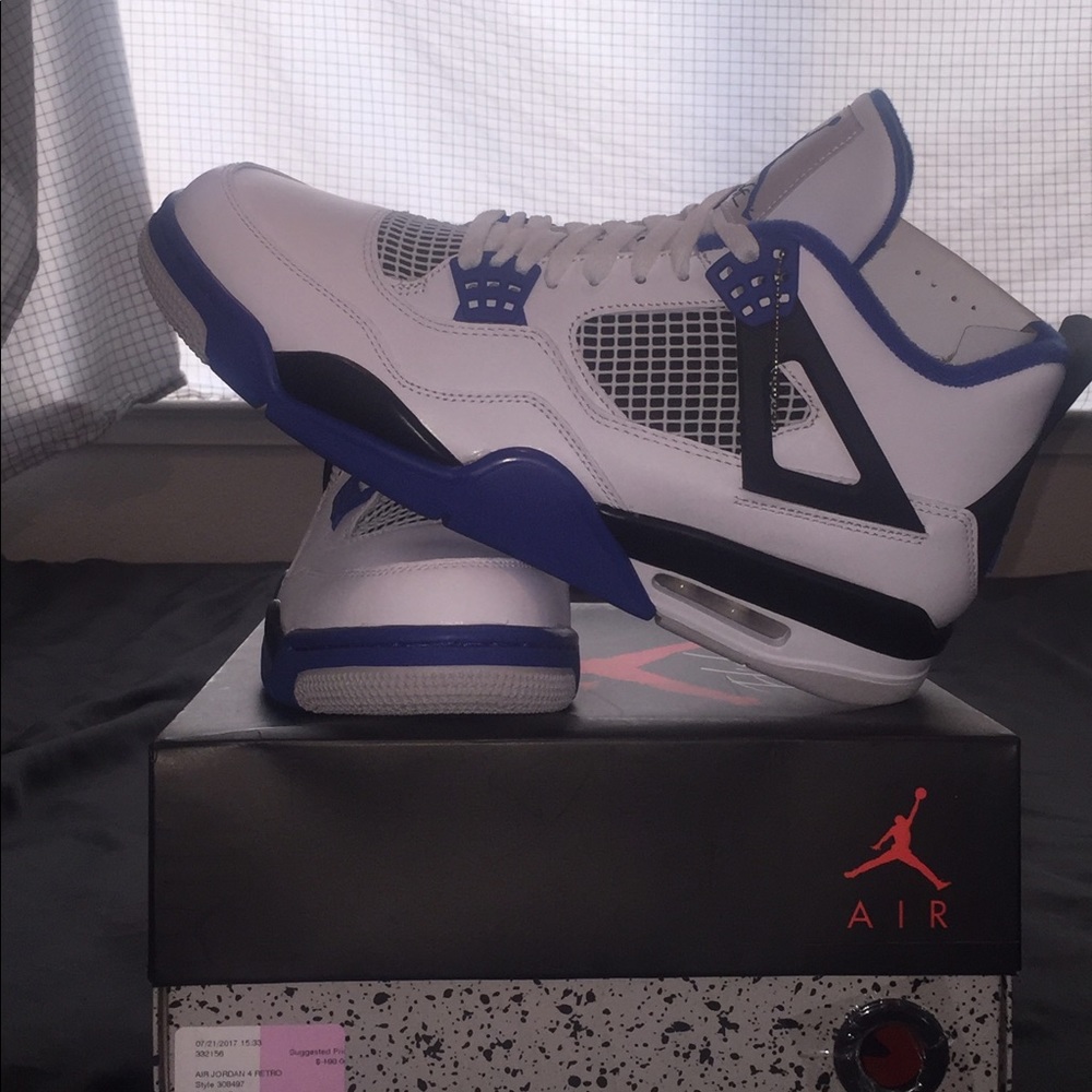 DS Air Jordan IV Motorsport Size 11