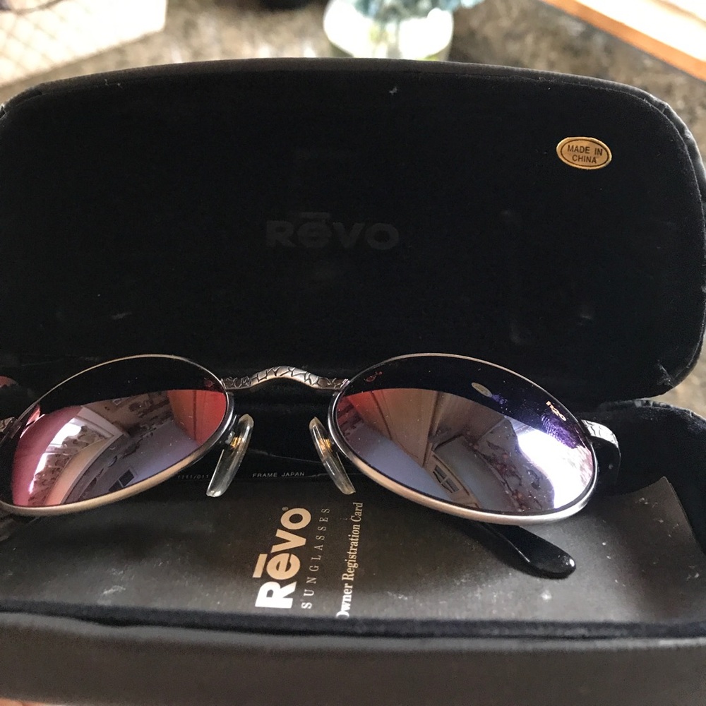 Rēvo sunglasses