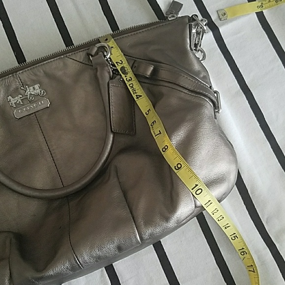 Coach Purse - Picture 7 of 8