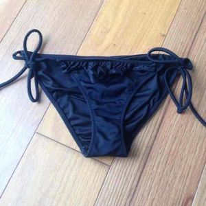 Victoria secret bikini bottoms XS