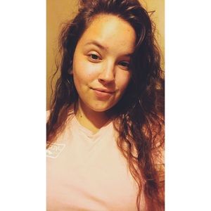 Meet your Posher, Alyx