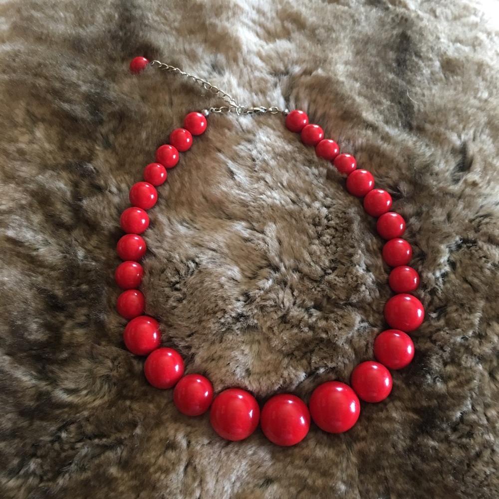 Red necklace