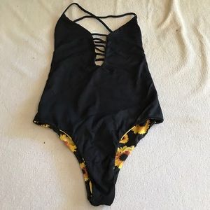 NWOT reversible San Lorenzo one piece!