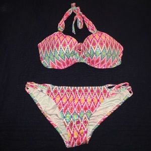 SALE Victoria's Secret bikini - never worn