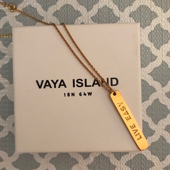 Live Easy Dogtag Necklace - Picture 2 of 2