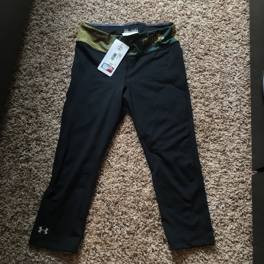 NDSU Under Armour Capri Leggings