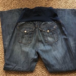 Blue jeans maternity