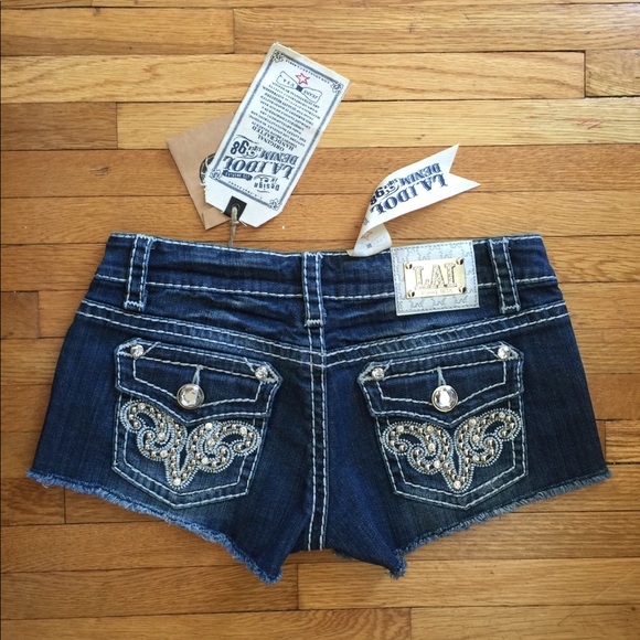 GORGEOUS RHINESTONE BLING SHORTS❣️SALE - Picture 3 of 5