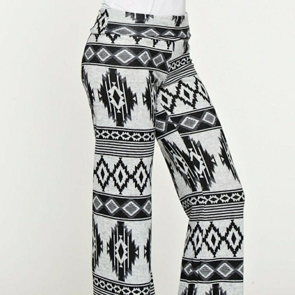 NEW Plus Aztec White BlacK Palazzo Dressy Pants - Picture 3 of 6