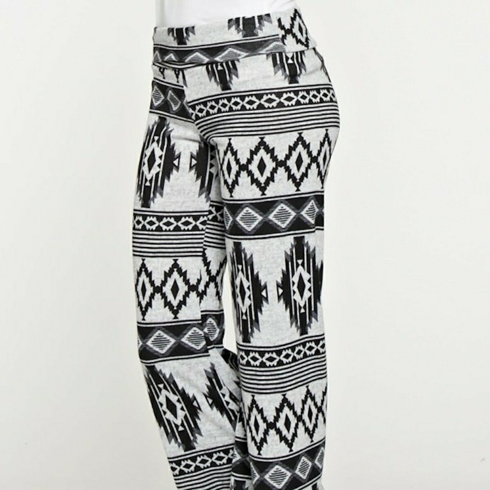 NEW Plus Aztec White BlacK Palazzo Dressy Pants - Picture 4 of 6