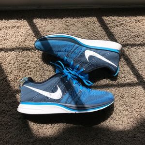 Nike flyknit trainer