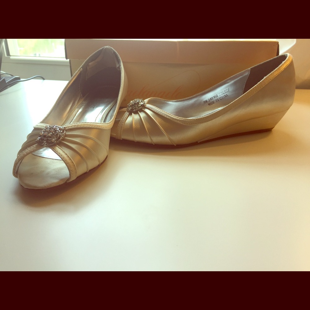 MICHAELANGELO FOR DAVIDS BRIDAL SHOE SIZE 8.0