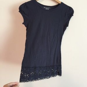 🔴4/$10 Charlotte Russe blue lace tee size medium