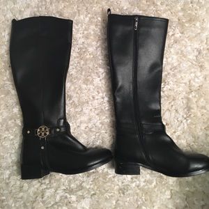 Tory burch boots
