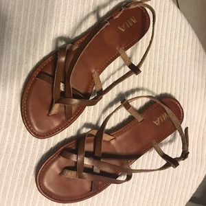 Mia Sandals