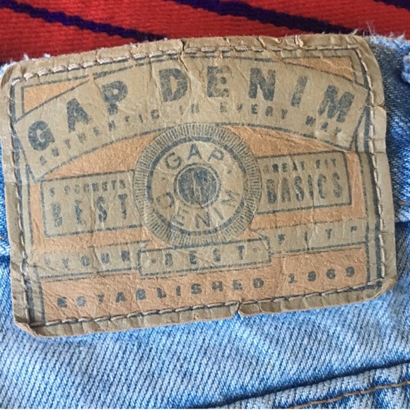 Vintage looking high waisted denim Gap mom shorts - Picture 8 of 8