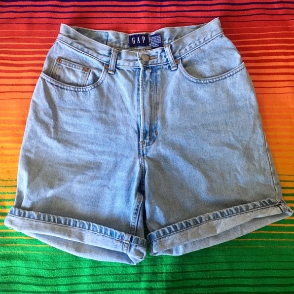 Vintage looking high waisted denim Gap mom shorts - Picture 2 of 8