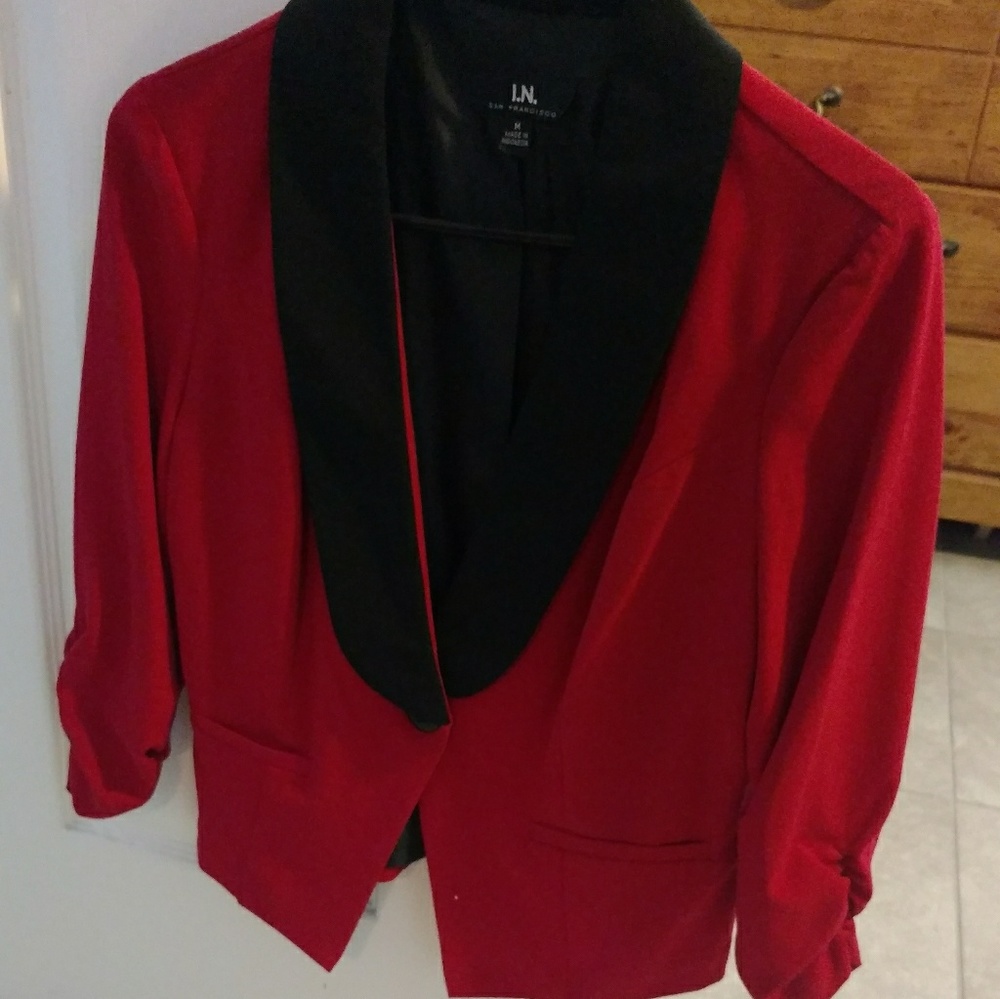 ❤FLASH SALE❤I.N 3/4 sleeve blazer