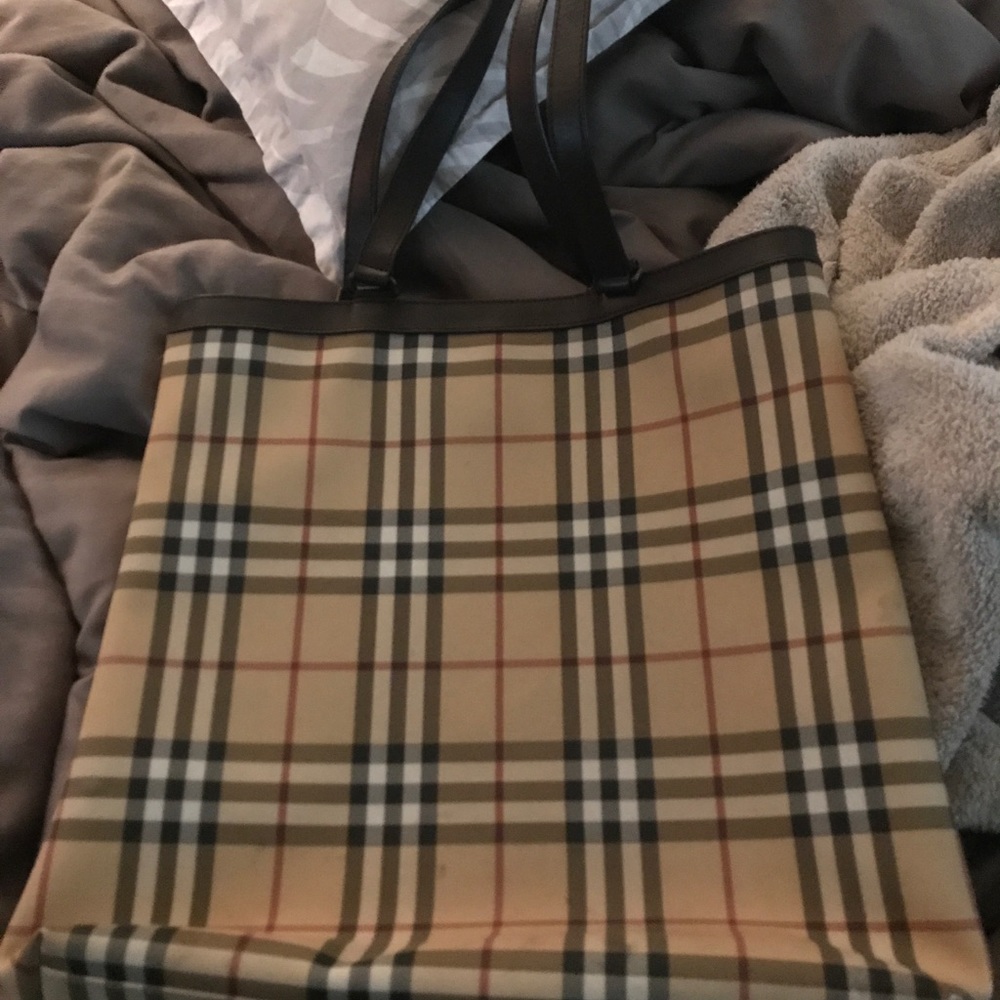 Burberry Tote