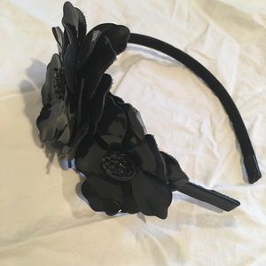 Tasha Black Flower Headband