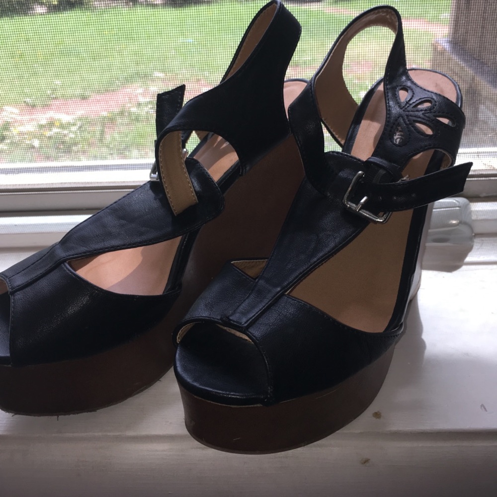 Women size 8 Charlotte Russe wedges