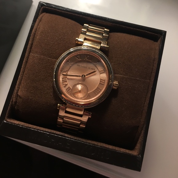 Michael Kors rose gold watch