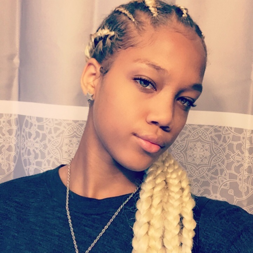 Meet your Posher, Nikyra