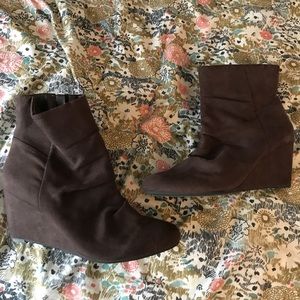 Sam & Libby brown suede wedge booties lightly worn