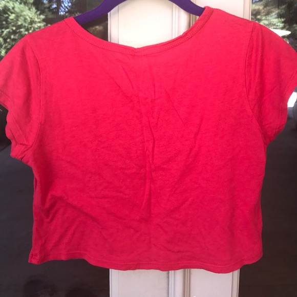 crop top - Picture 2 of 2