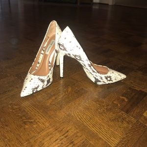 Steve Madden snake skin heels