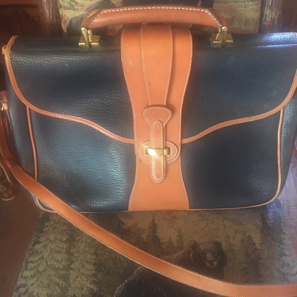 Dooney & Bourke Accessories - Rare retired Dooney and Bourke brief case / iPad