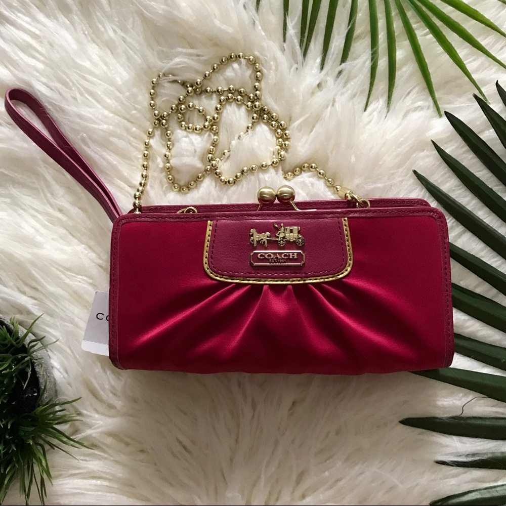 Coach Multifunction Crossbody Wristlet Wallet Bag