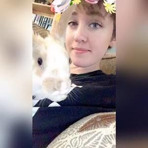 Meet your Posher, Cassie