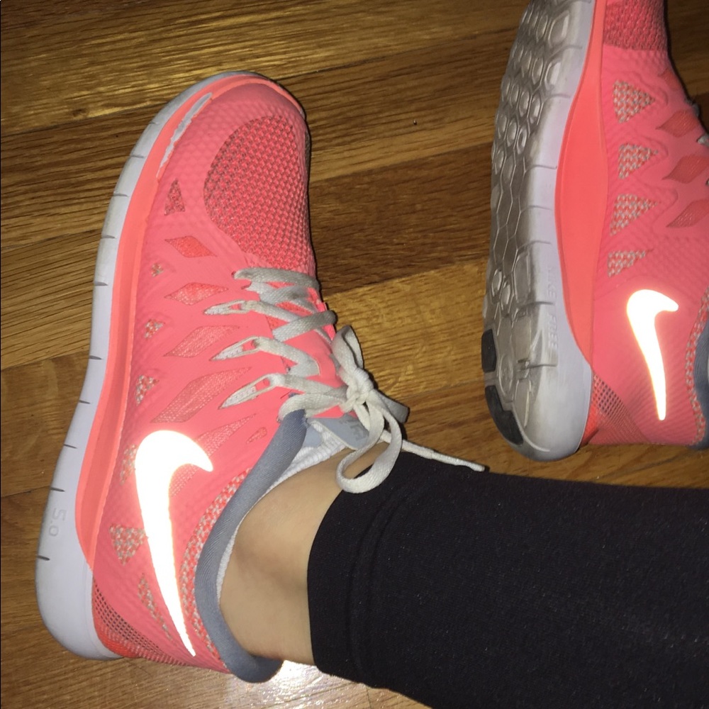 Women's Nike Free Run - Size 6