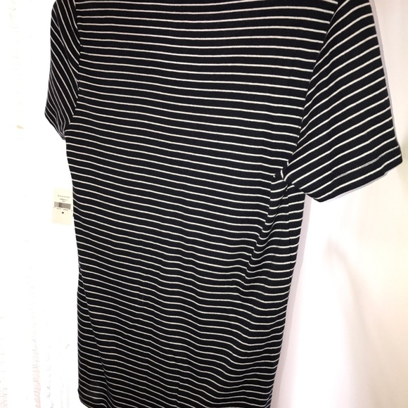 Gap v neck tee - Picture 3 of 7