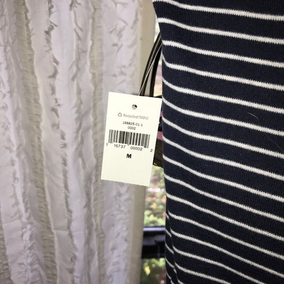 Gap v neck tee - Picture 4 of 7