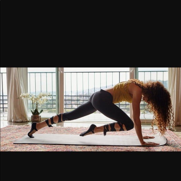 NWT Free People Movement Yoga Pants - Picture 6 of 7