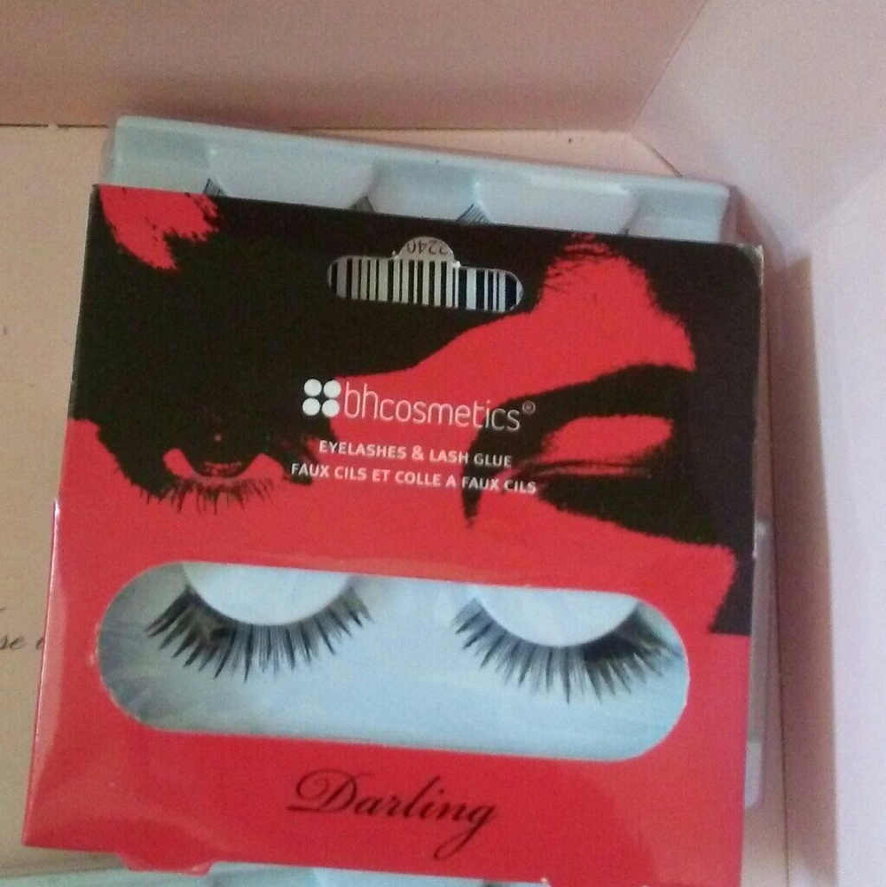 Eyelashes