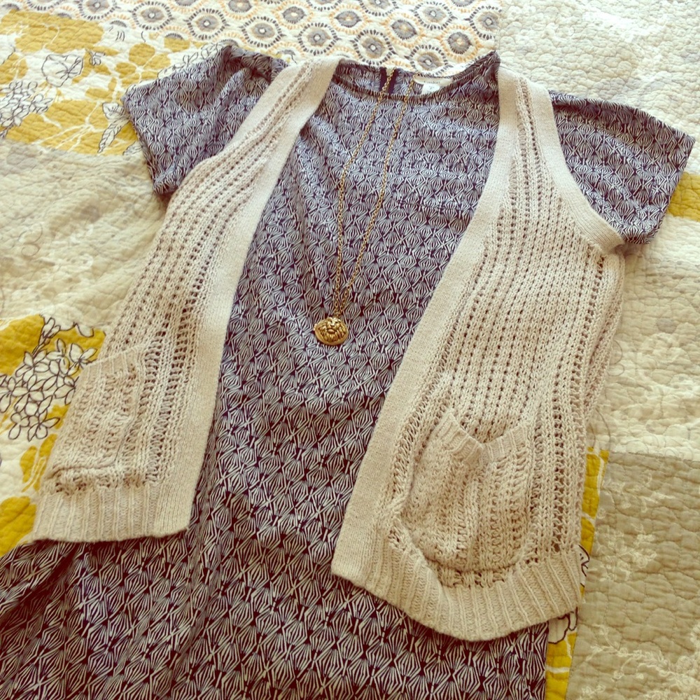 Old Navy Linen/cotton Vest
