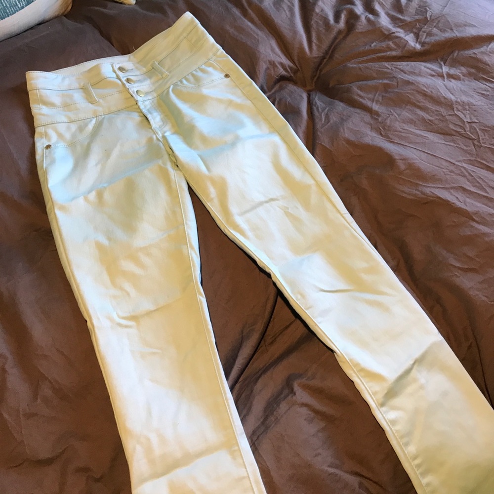 High waisted skinny jeans